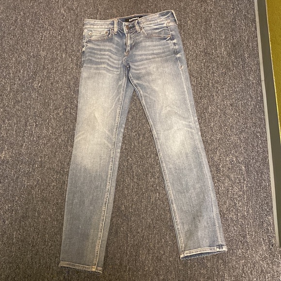 Express Jeans - Picture 3 of 5